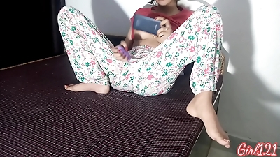 Indian Teen Watching Porn On Mobile Masturbating