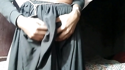 अनिता की माँ को मेरे बाप ने जमकर चोदा &vert; best xxx fucking &vert; बेटा और बहु घर में ना पा कर अनिता की माँ ने खूब लण्ड चूस चूस कर चुदवाया Your Gayatri