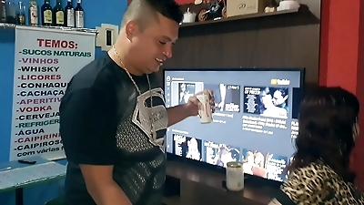 Rodei 200 km pela an&atilde; ruivinha a buceta mais pequena do Brasil &period; Desi village girl dwarf