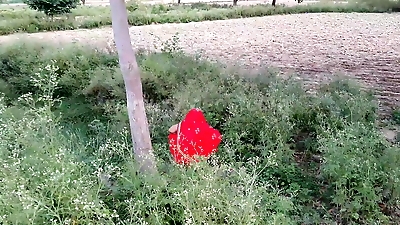 Sona bhabhi outdoor fucking pussy doggystyle sex Village girl