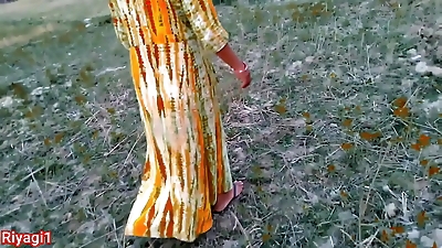 Desi Bhabhi from the village and shooting her outdoor and brought her home sex