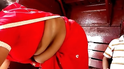 Bhojpuri BHABHI SIDE BOOBS in Village &excl;