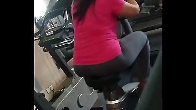 Hot Ass working out in the Gym