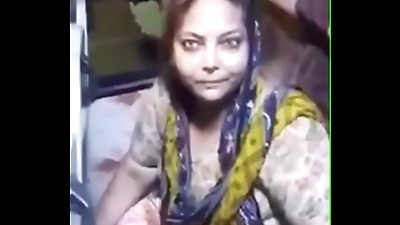 Hot indian girl sex in Delhi metro